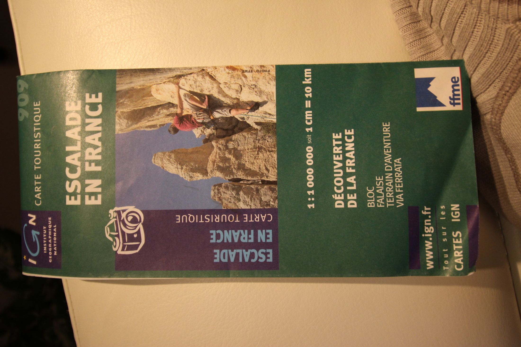 Read more about the article 法國天然岩場地圖